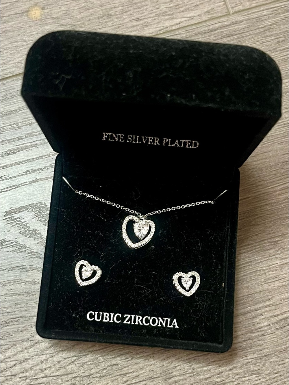 Heart Cubic Zirconia Necklace and Earring Set - Silver